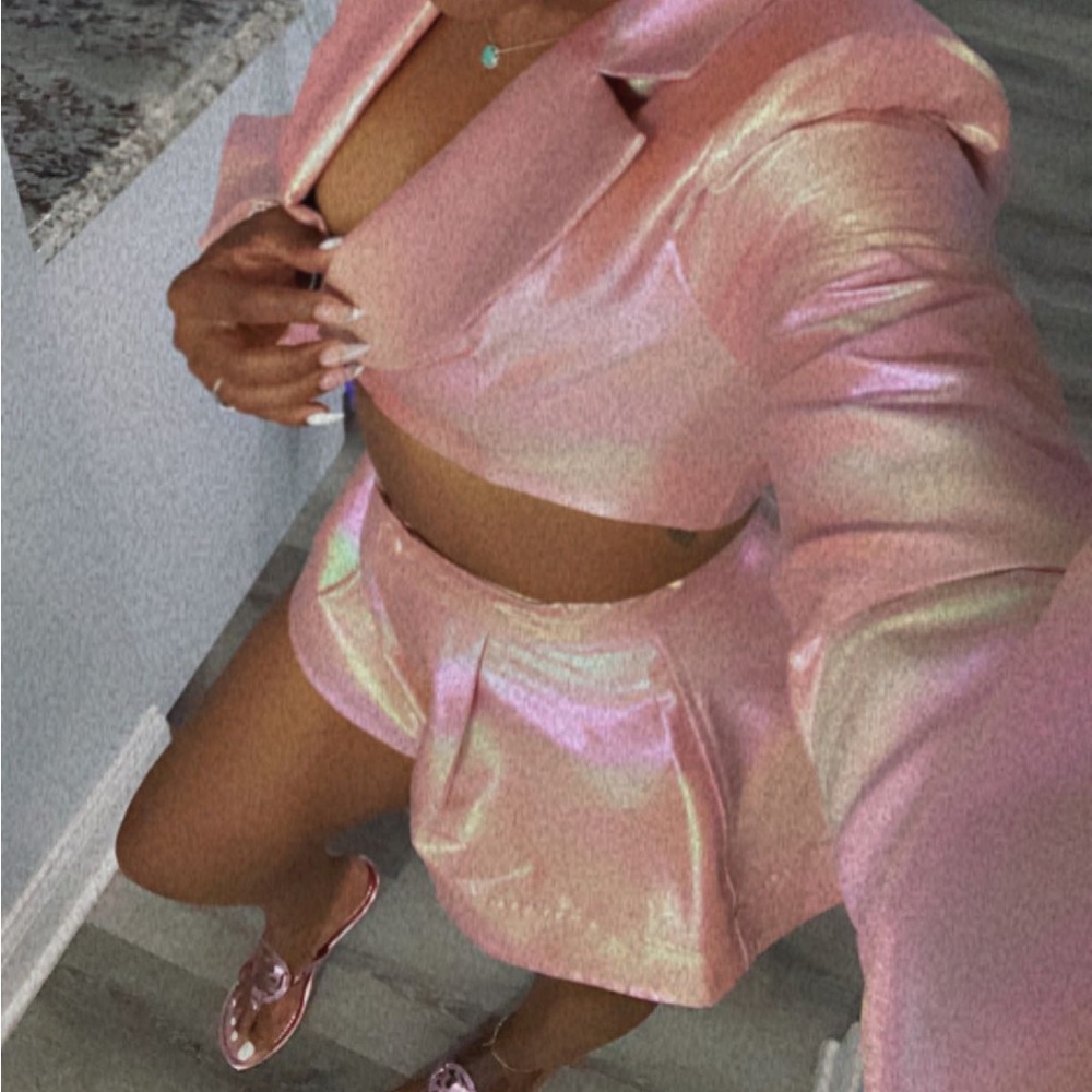 Pink Metallic Short Set - Picture 3 of 3